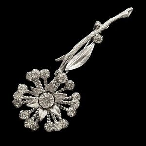 Vintage rhinestone flower brooch pin